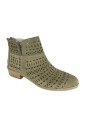 bottes-taupe-pour-des-tenues-elegantes