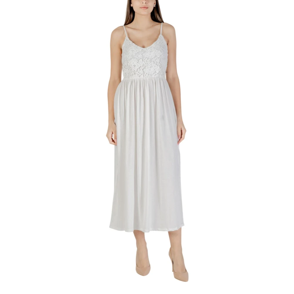 Dresses > Day Dresses > Midi Dresses - - Vero Moda - Modalova