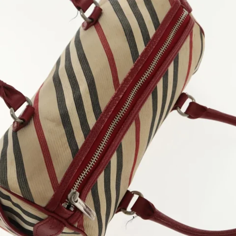 Burberry Vintage Pre-owned Nylon handbags Beige Dames