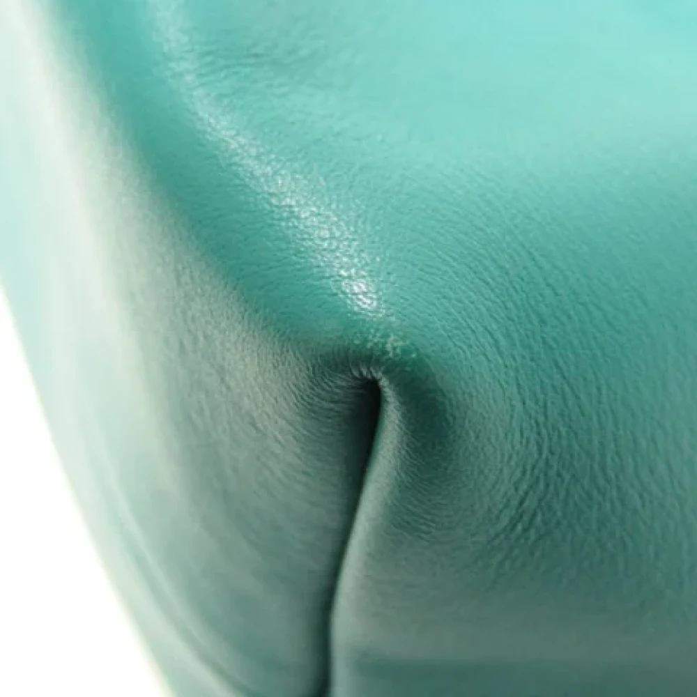 Miu Pre-owned Leather shoulder-bags Green Dames