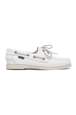 white-loafer-shoes-for-women