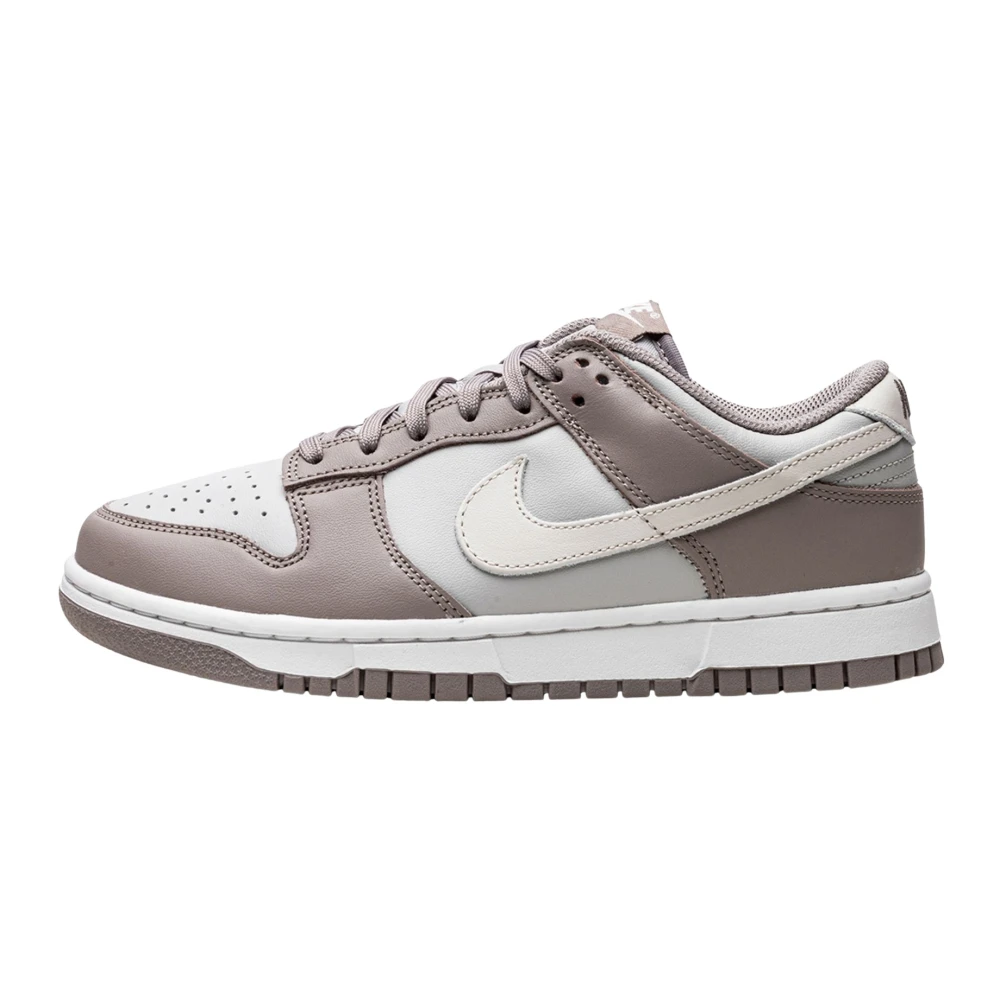 Nike - Shoes > Sneakers - Gray - Nike - Modalova