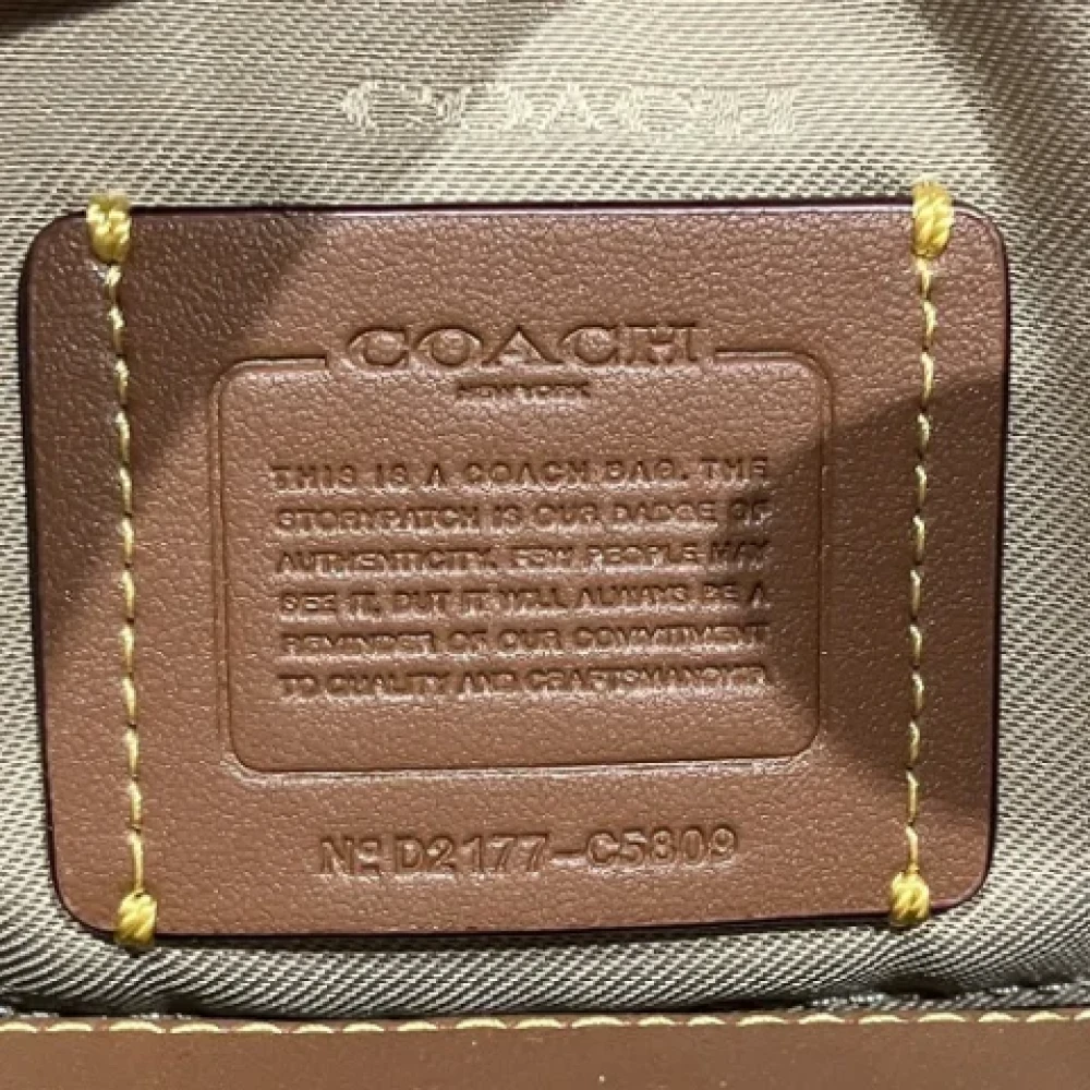 Coach Pre-owned Leather shoulder-bags Beige Dames