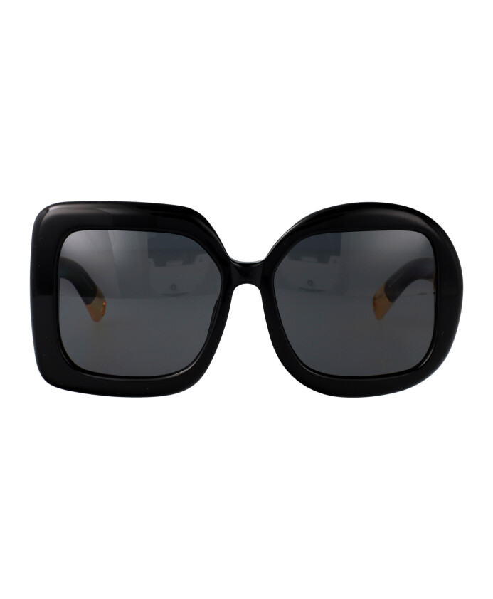 lunettes-de-soleil-carrees