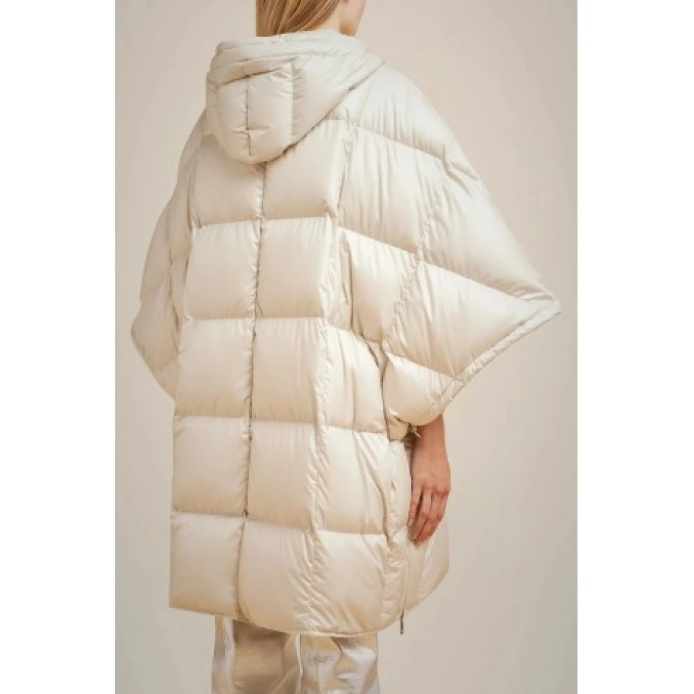 Liviana Conti Gewatteerde nylon donsjas Beige Dames