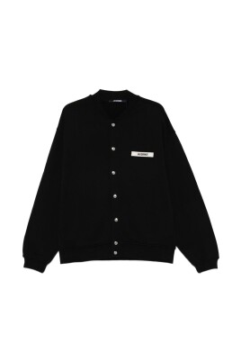 pull-noir-aw25-coupe-elegante