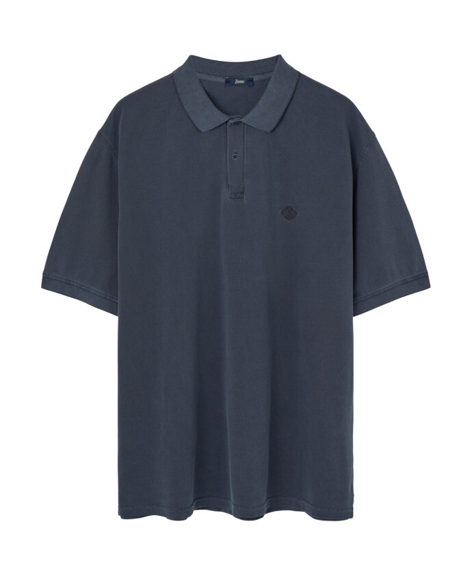 collection-elegante-de-t-shirts-et-polos