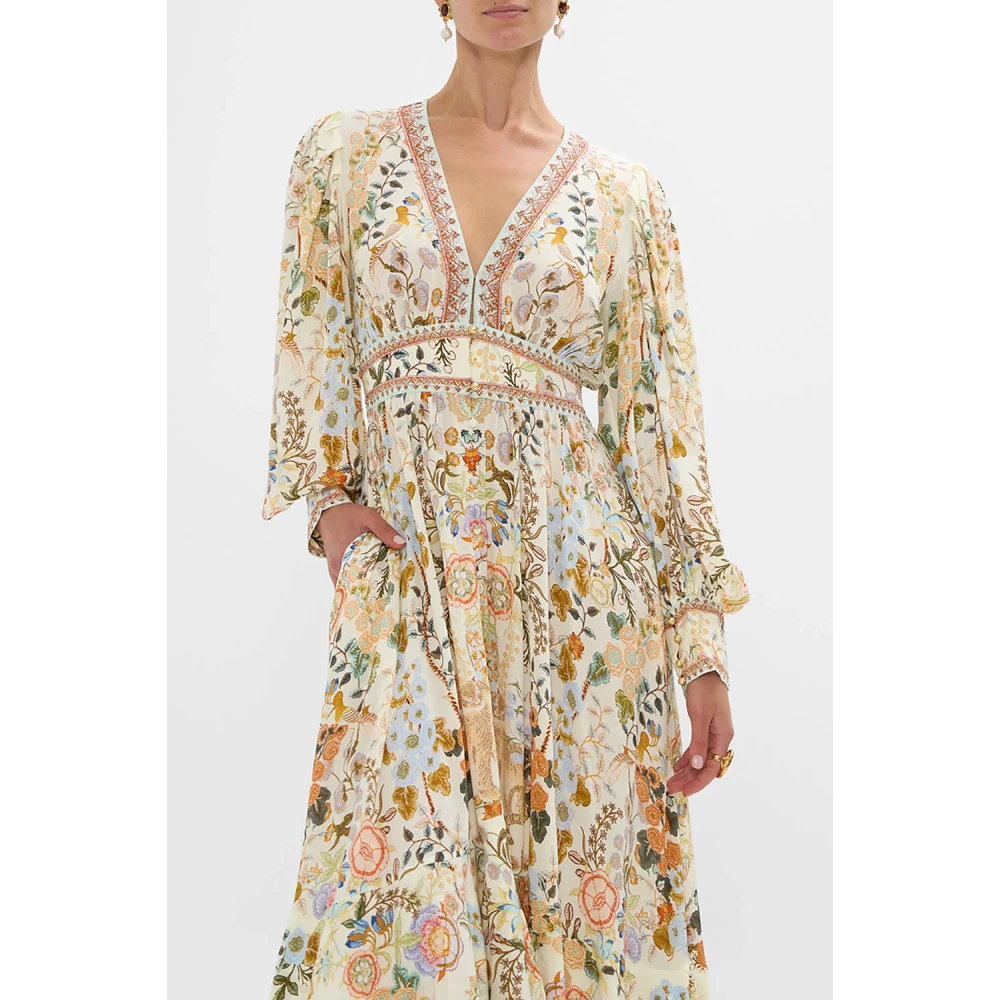 Camilla Zijden Jurk met Lotusbloem Motieven Beige Dames