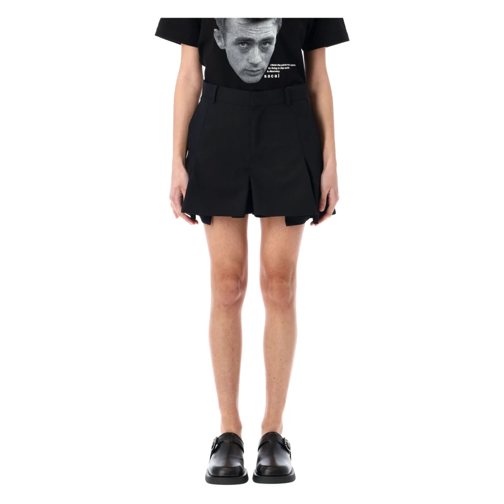 Sacai Zwarte Geplooide Shorts voor Vrouwen Black Dames
