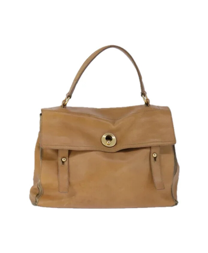 pre-owned-cuir-sacs-main