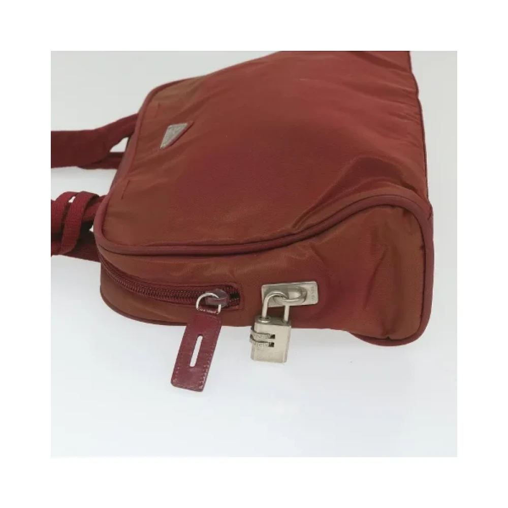 Prada Vintage Pre-owned Nylon handbags Red Dames