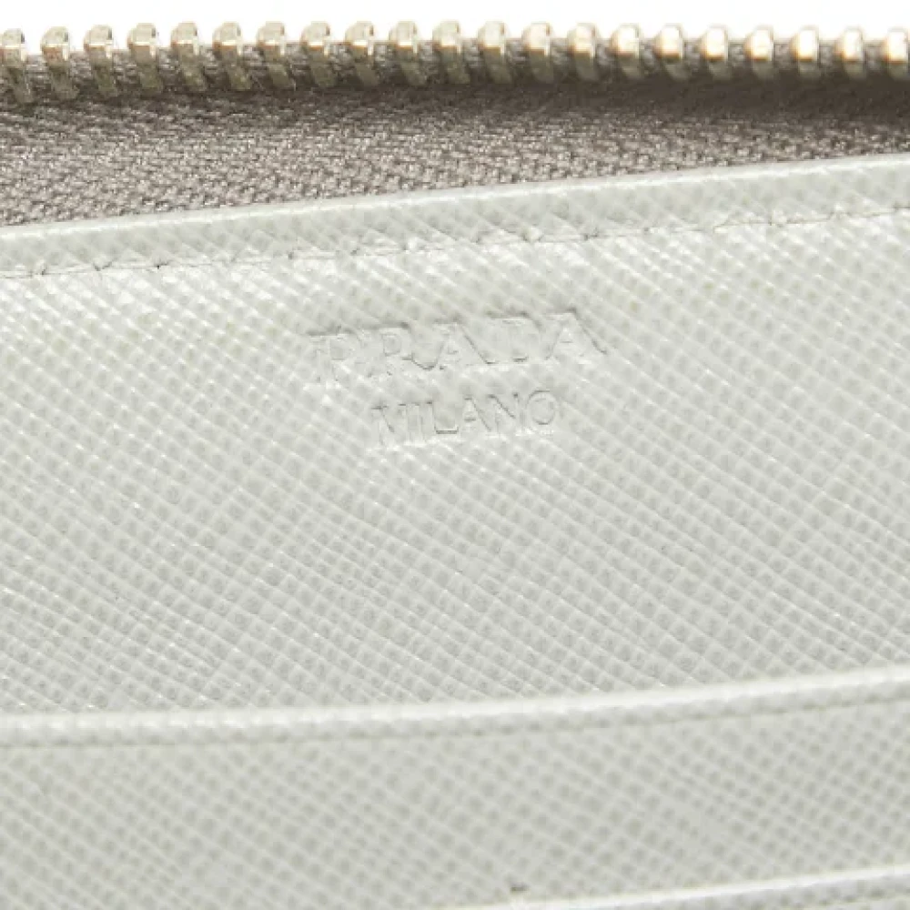 Prada Vintage Pre-owned Leather wallets Gray Dames