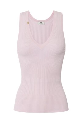 haut-avec-encolure-en-v-et-style-unique