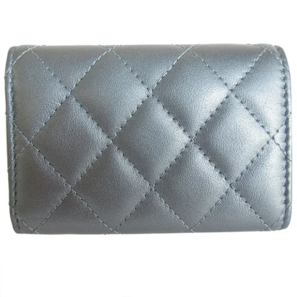 Chanel Vintage Pre-owned Leather wallets Gray Dames