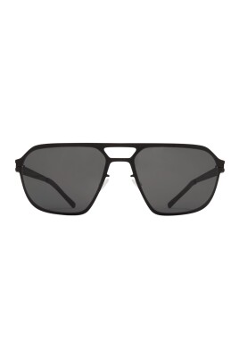 black-sunglasses-stylish-womens-accessories