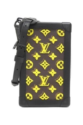 pre-owned-canvas-shoulder-bags