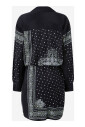 viscose-jurk-met-bandanaprint-lange-mouwen