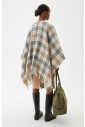 annette-poncho