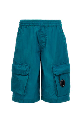 blue-shorts-with-leg-pockets