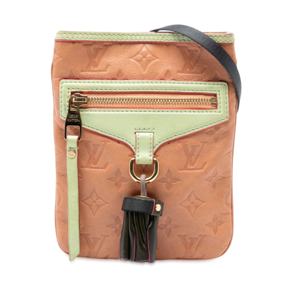 Louis Vuitton Vintage Women's Pink Pre-Owned Embossed Leather Zip Pouch
