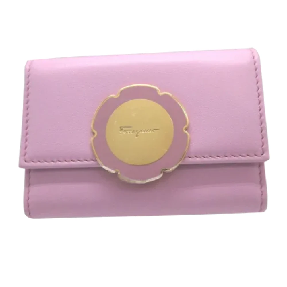 Salvatore Ferragamo Pre-owned Leather key-holders Pink Dames