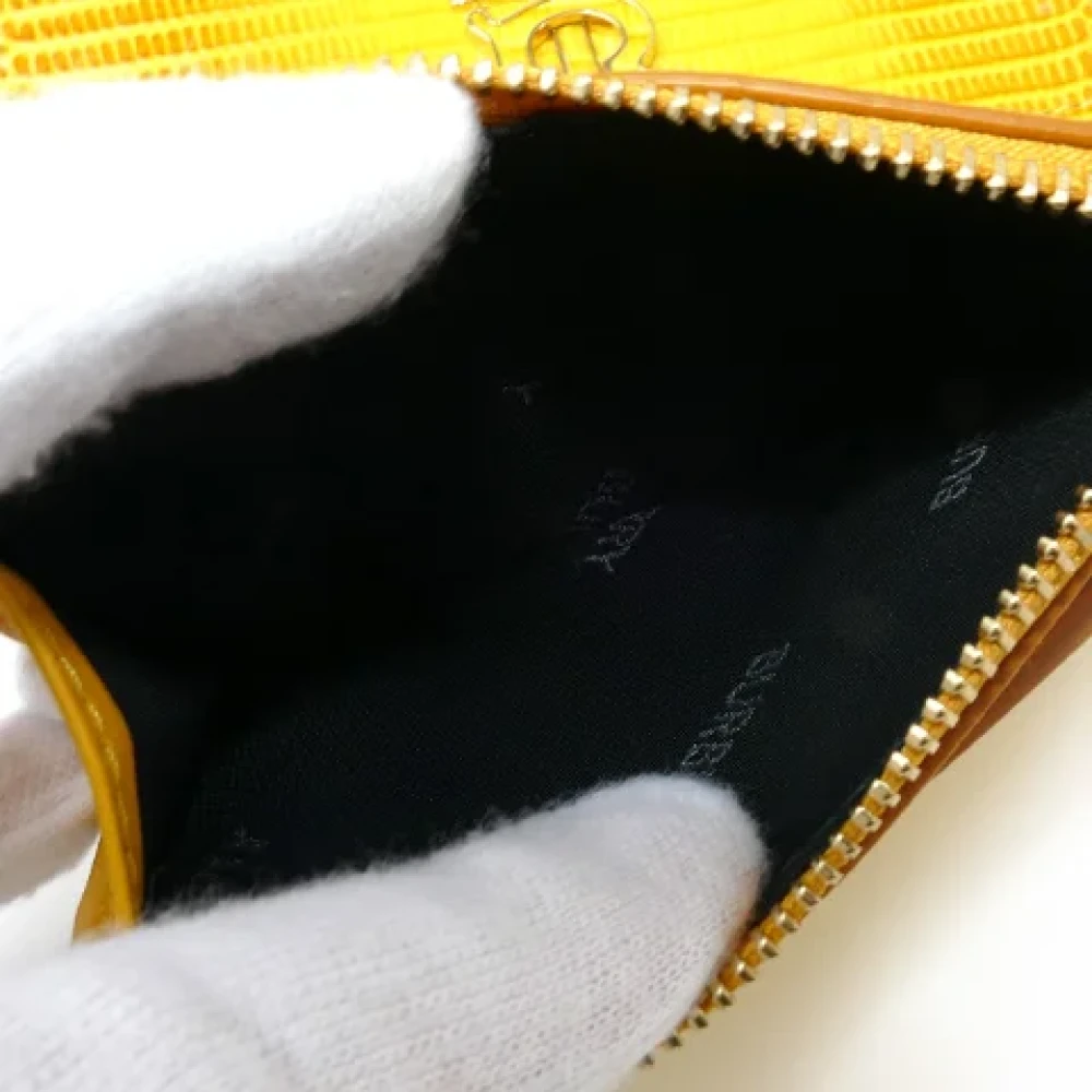 Burberry Vintage Pre-owned Leather wallets Yellow Dames