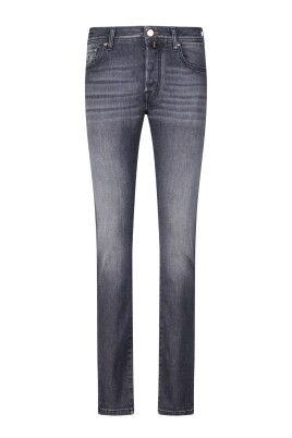 jeans-slim-fit-italiens-avec-des-details-classiques