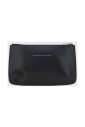 pochette-en-cuir-noir-avec-boucles