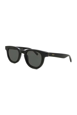 lunettes-de-soleil-noires-elegantes-avec-protection-uv