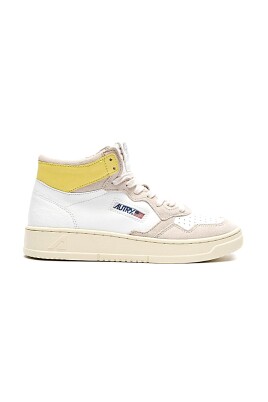 sneakers-decontractees-pour-un-usage-quotidien
