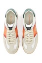 sneakers-en-cuir-blanc-avec-inserts-en-daim