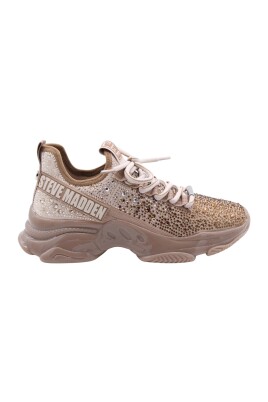 pescina-sneaker-pour-un-look-elegant