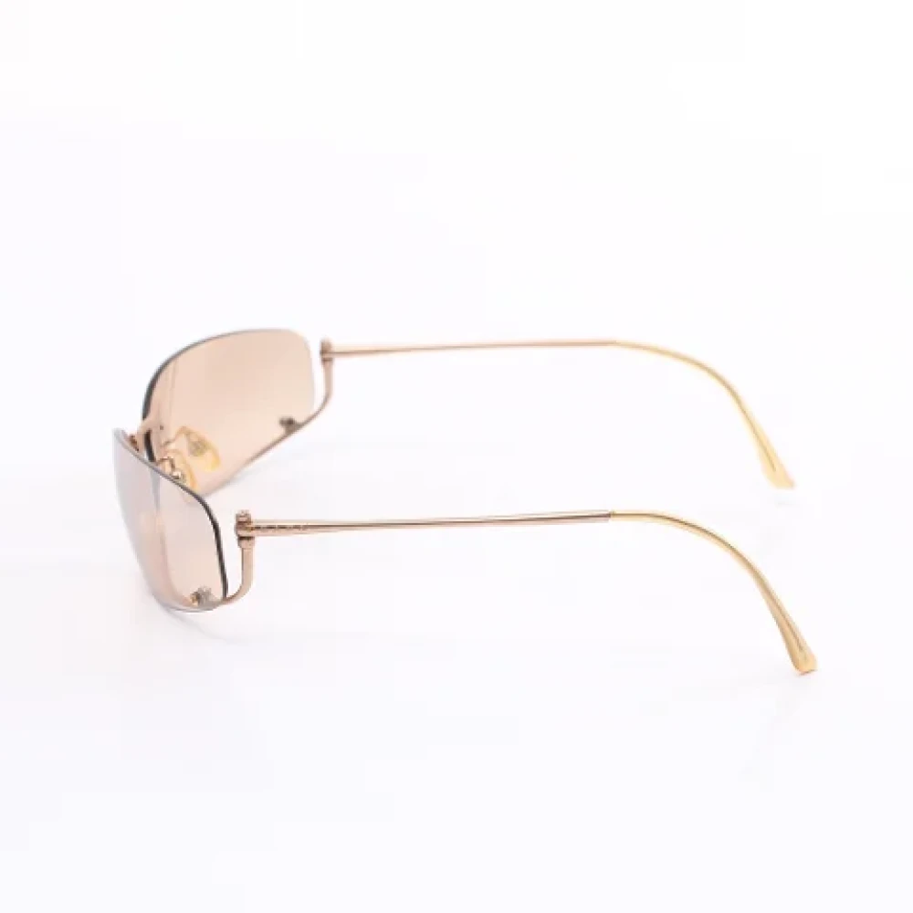 Prada Vintage Pre-owned Metal sunglasses Yellow Dames