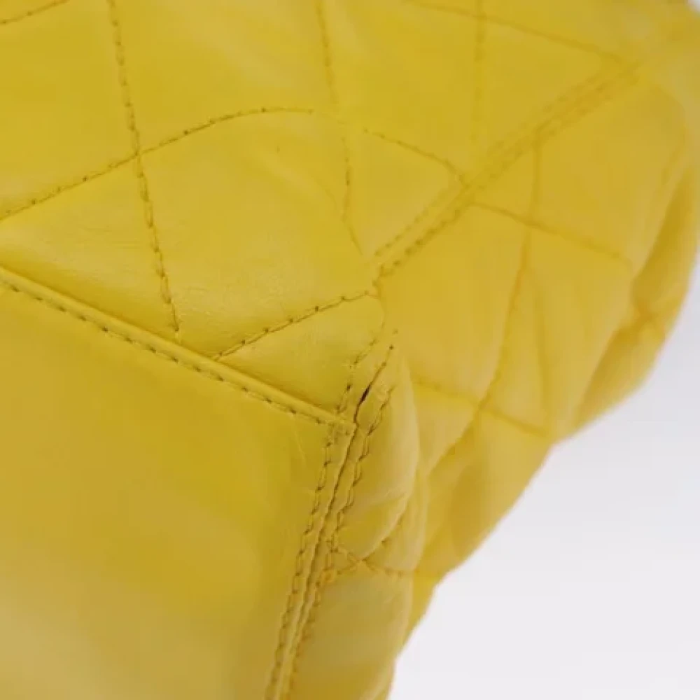 Chanel Vintage Pre-owned Leather chanel-bags Yellow Dames