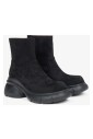 chelsea-boots