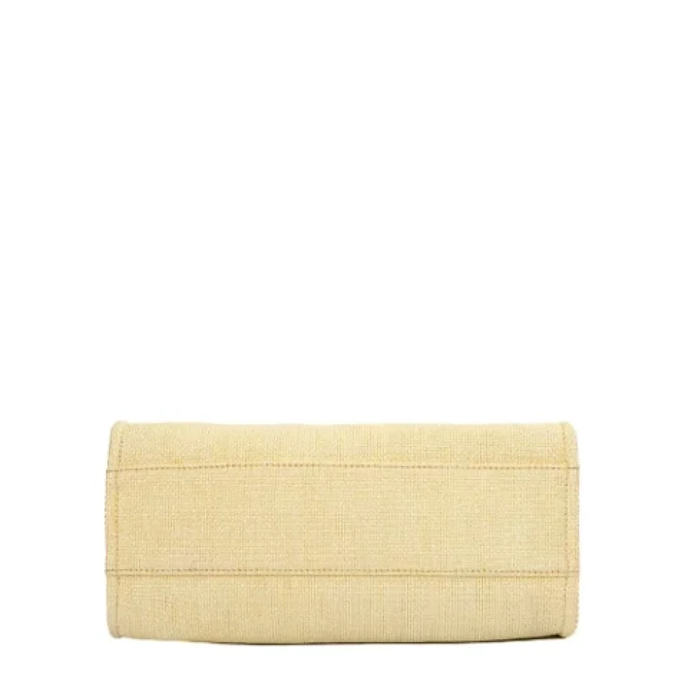 Chanel Vintage Pre-owned Canvas chanel-bags Yellow Dames
