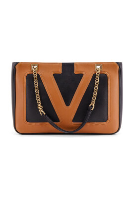 black-leather-crossbody-bag