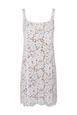 robe-en-dentelle-blanche-avec-clous-scintillants