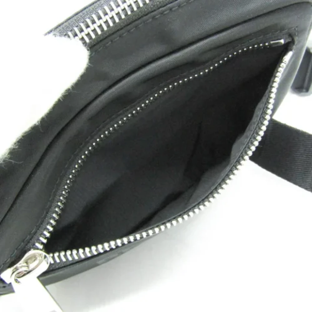 Burberry Vintage Pre-owned Nylon crossbody-bags Black Dames