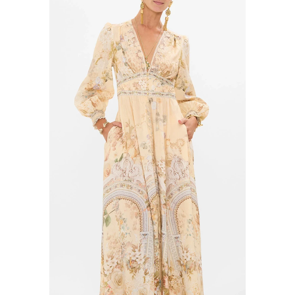 Camilla Antiquity knoopjurk met gevormde tailleband Beige Dames