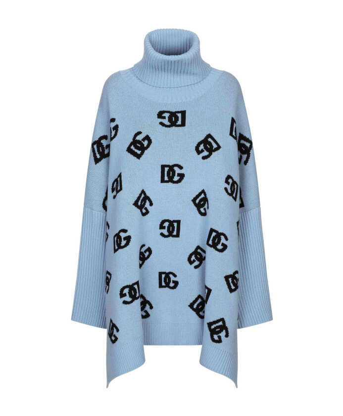 poncho-elegant-avec-design-unique