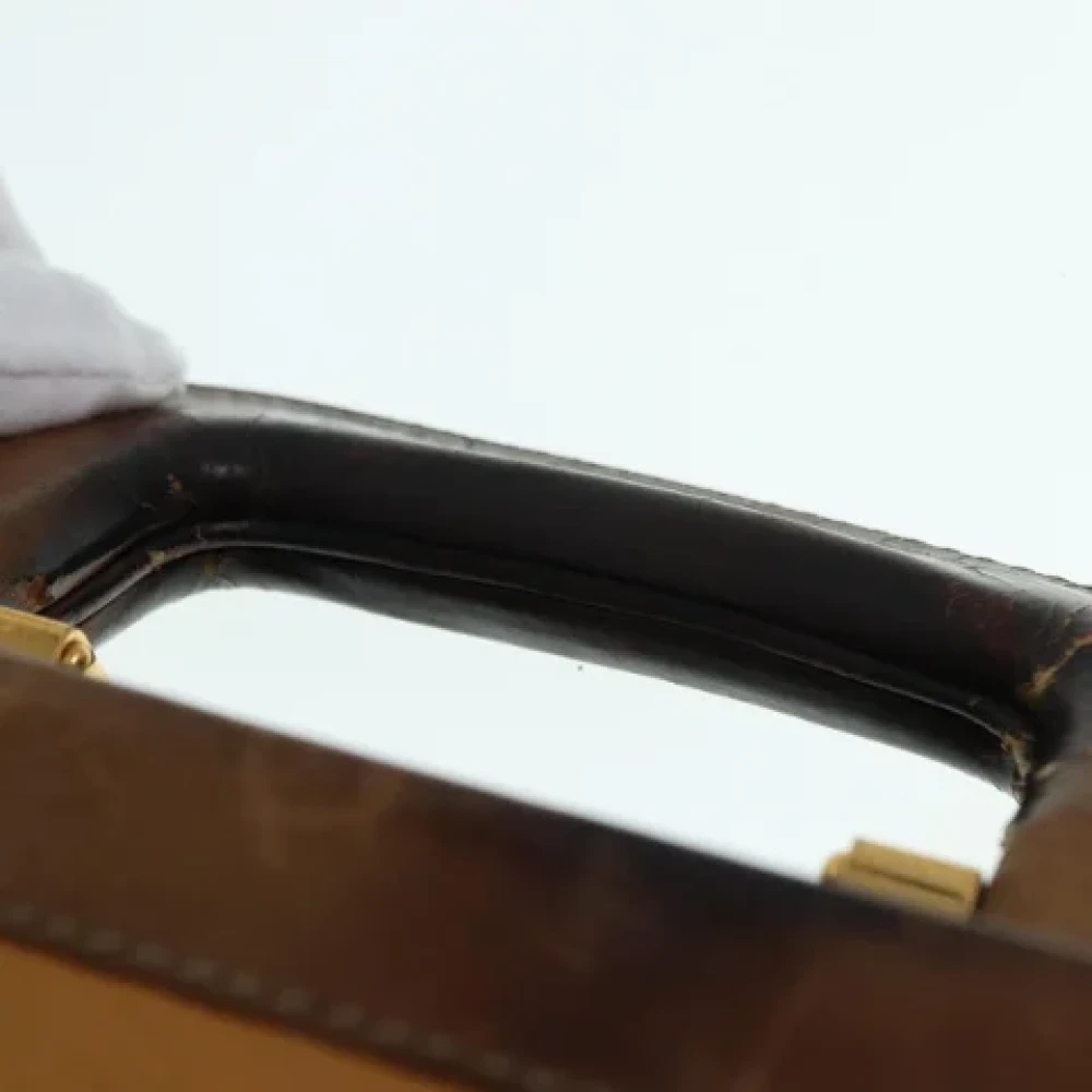 Loewe Pre-owned Leather handbags Beige Dames