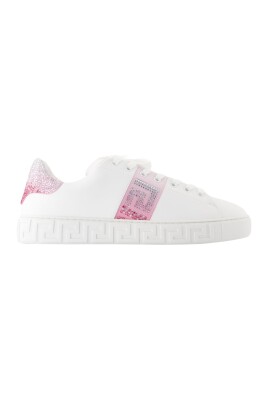 white-bio-sneakers-synthetic-material