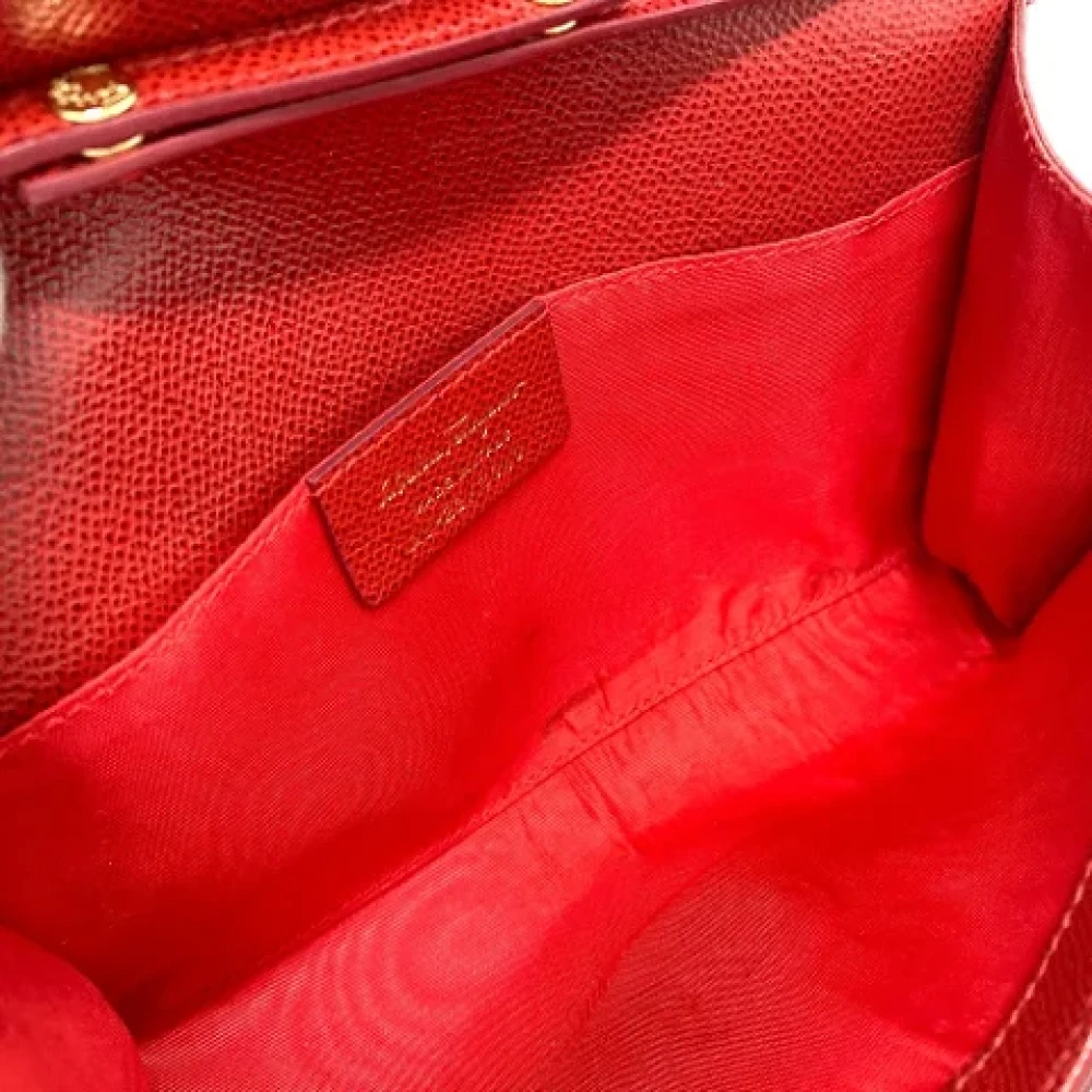 Salvatore Ferragamo Pre-owned Leather shoulder-bags Red Dames
