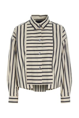 chemise-de-pirate-rayee-avec-plis