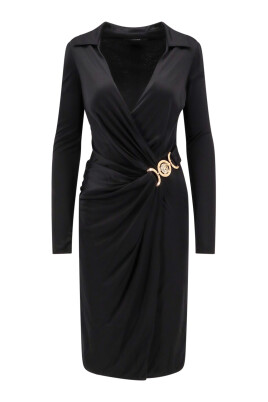 robe-noire-col-en-v-fabriquee-en-italie