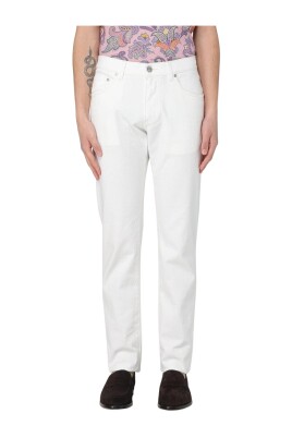 modern-white-denim-jeans