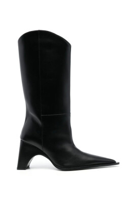 black-leather-pointed-toe-high-heels