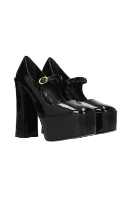 black-patent-leather-high-heel-sandal