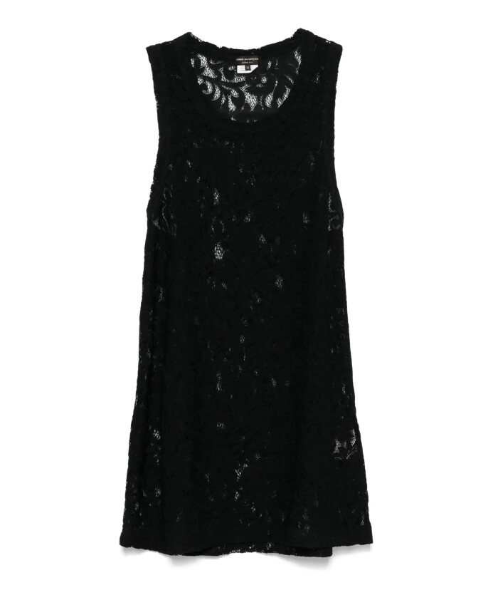 black-tee-classic-style